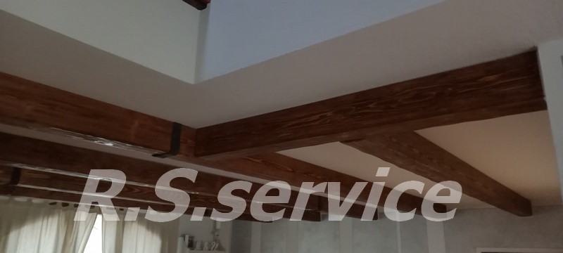 Rs Service :: Arredo per interni :: Finti Travi e Falsi Travi, In legno di  abete cavi :: Controsoffitto completo di perline anticate